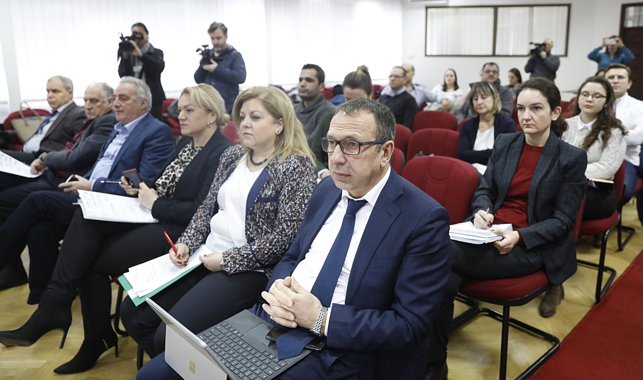 Debat publik për propozim të rregullave të rrjetit për transmetim të energjisë elektrike të ShA MEPSO