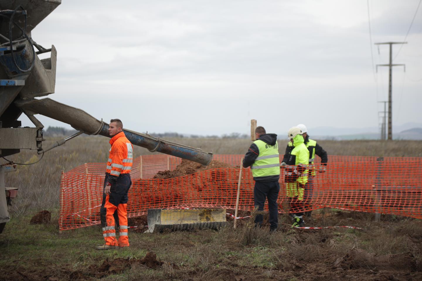 Filloi ndërtimi i largpërçuesit 110 kV TS Veles-TS Ovçe Pole