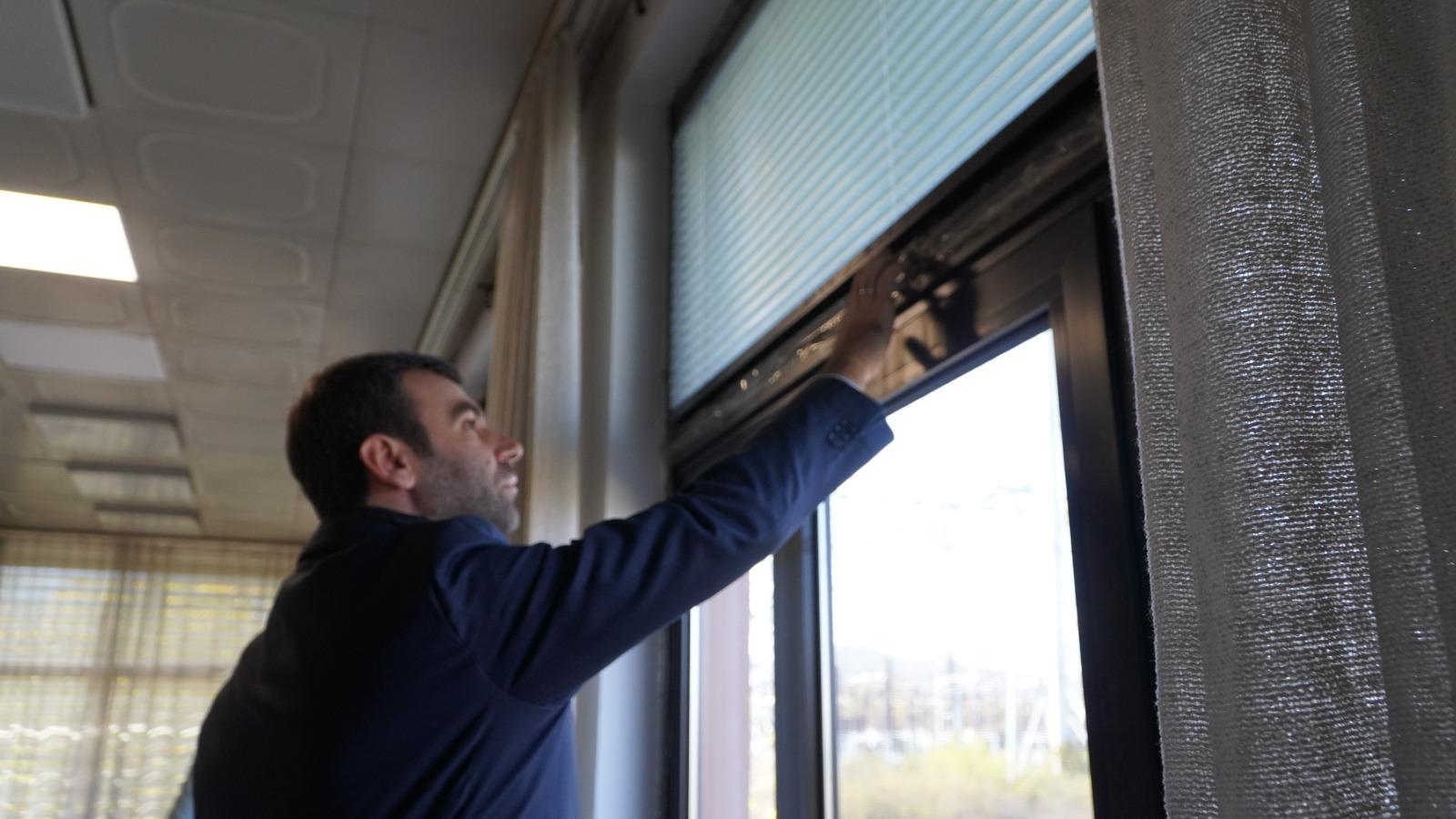 Ekipi menaxhues i ShA MEPSO në teren në trafostacionet  të cilët së shpejti  do të rikonstruohen  dhe modernizohen  për zvogëlim   të kostovë  dhe efikasitetin  energjetik