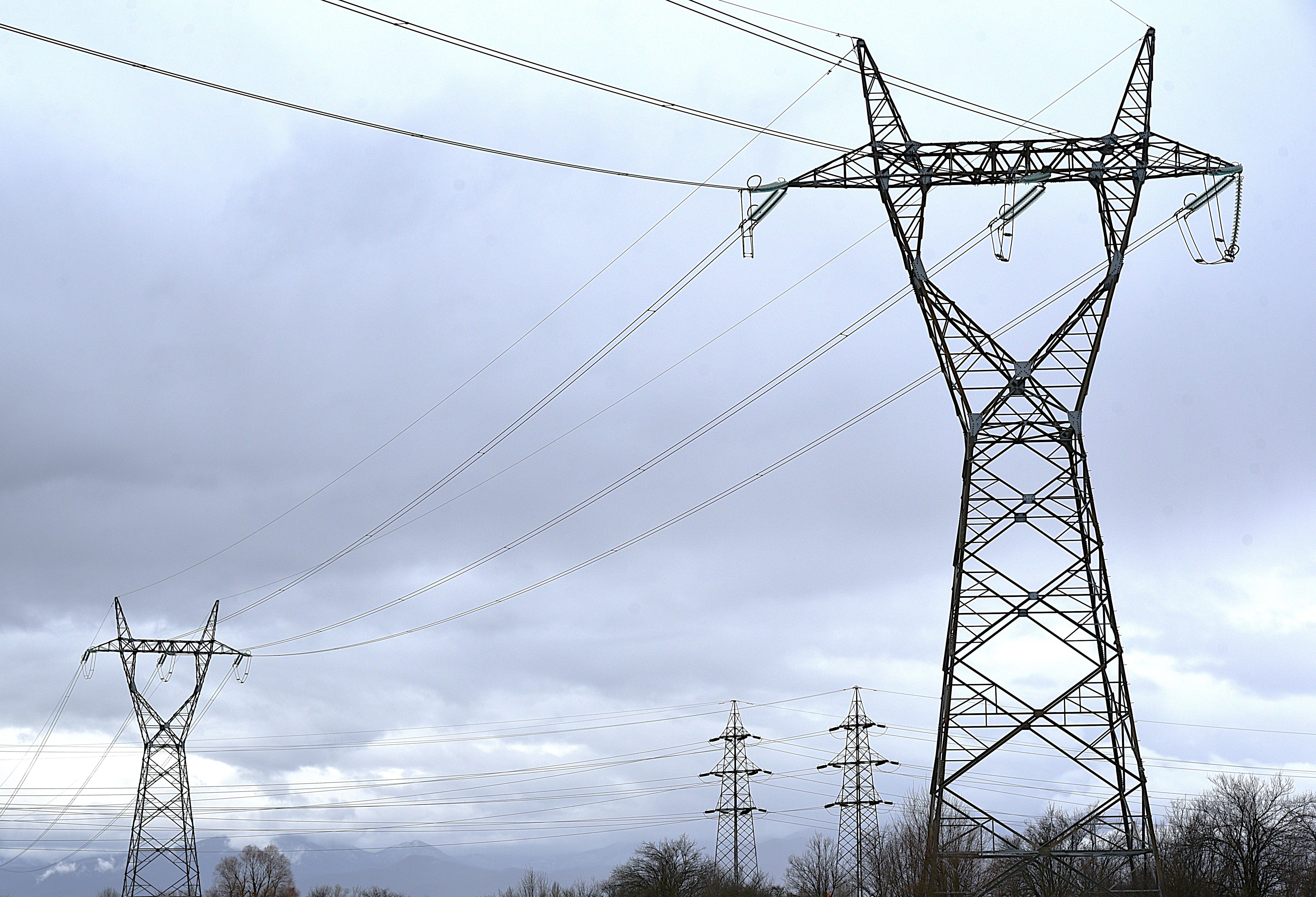 Нови правила за набавка на електрична енергија за покривање на загубите  во електропреносниот систем
